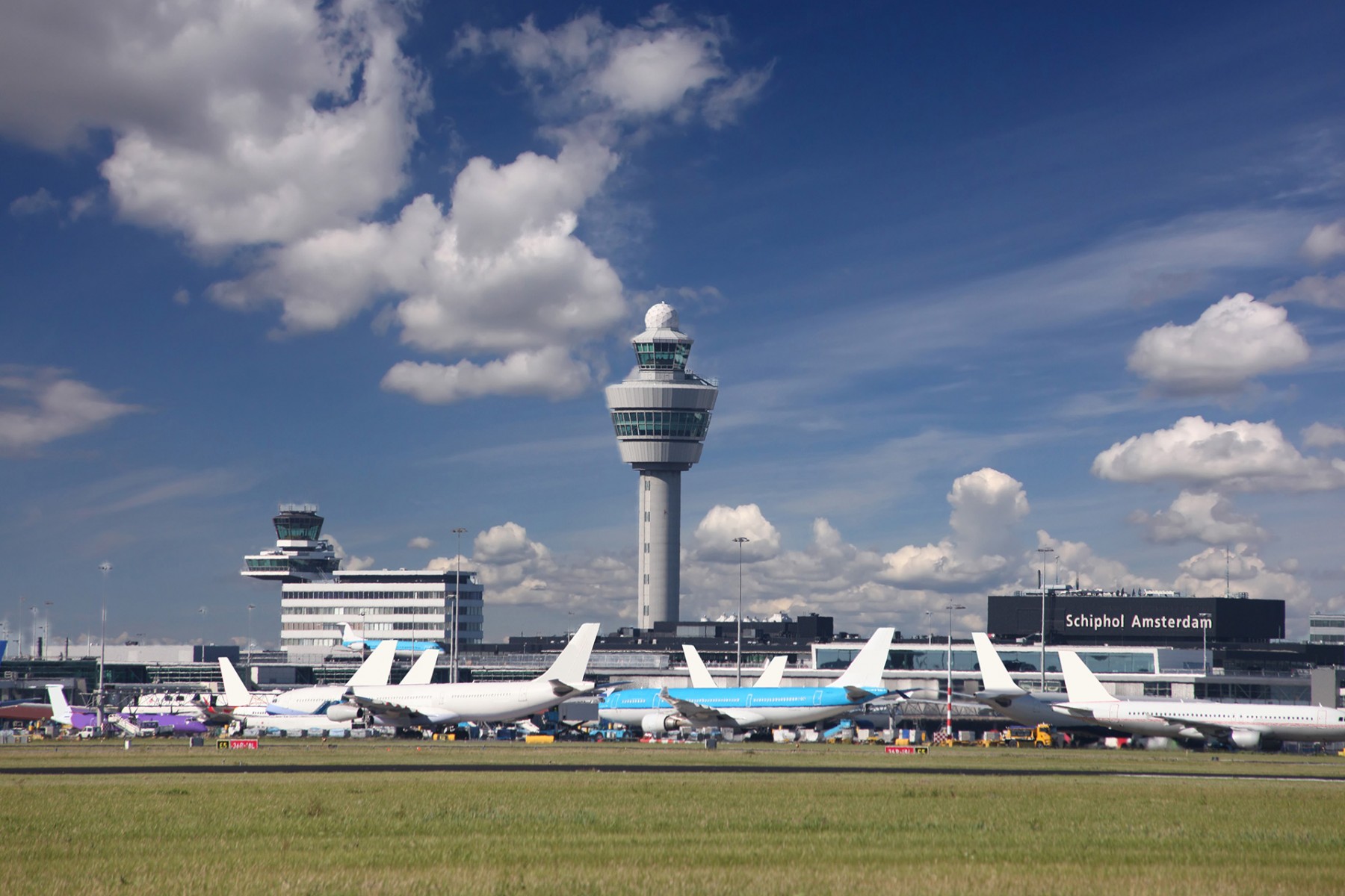 schiphol-airport-2